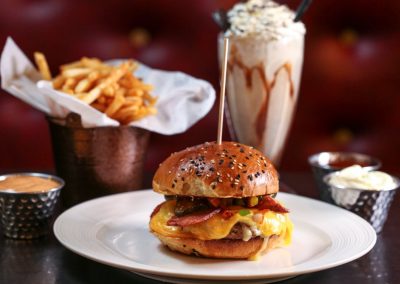 GourmetHut_SmokinJoeBurger